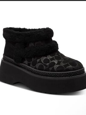 NIB❤️‍🔥🔥Coach Black Platform Shearling Trim Logo Ankle Bootie